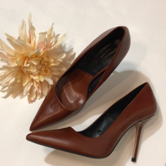 Zara Shoes - Zara Burgundy Heel Pointed Toe Shoes